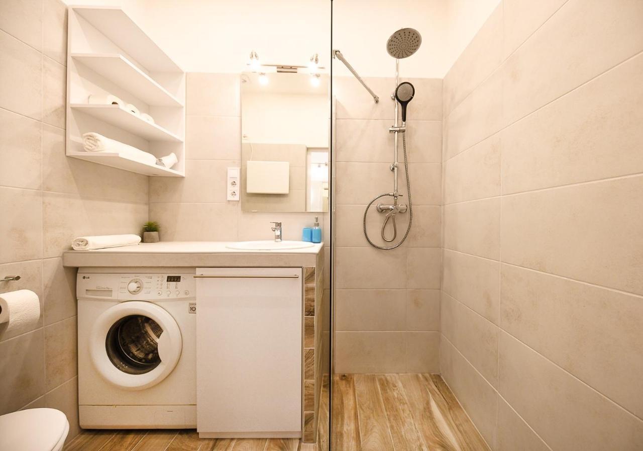 Penelope City Center Boutique Apartment บูดาเปสต์ ภายนอก รูปภาพ